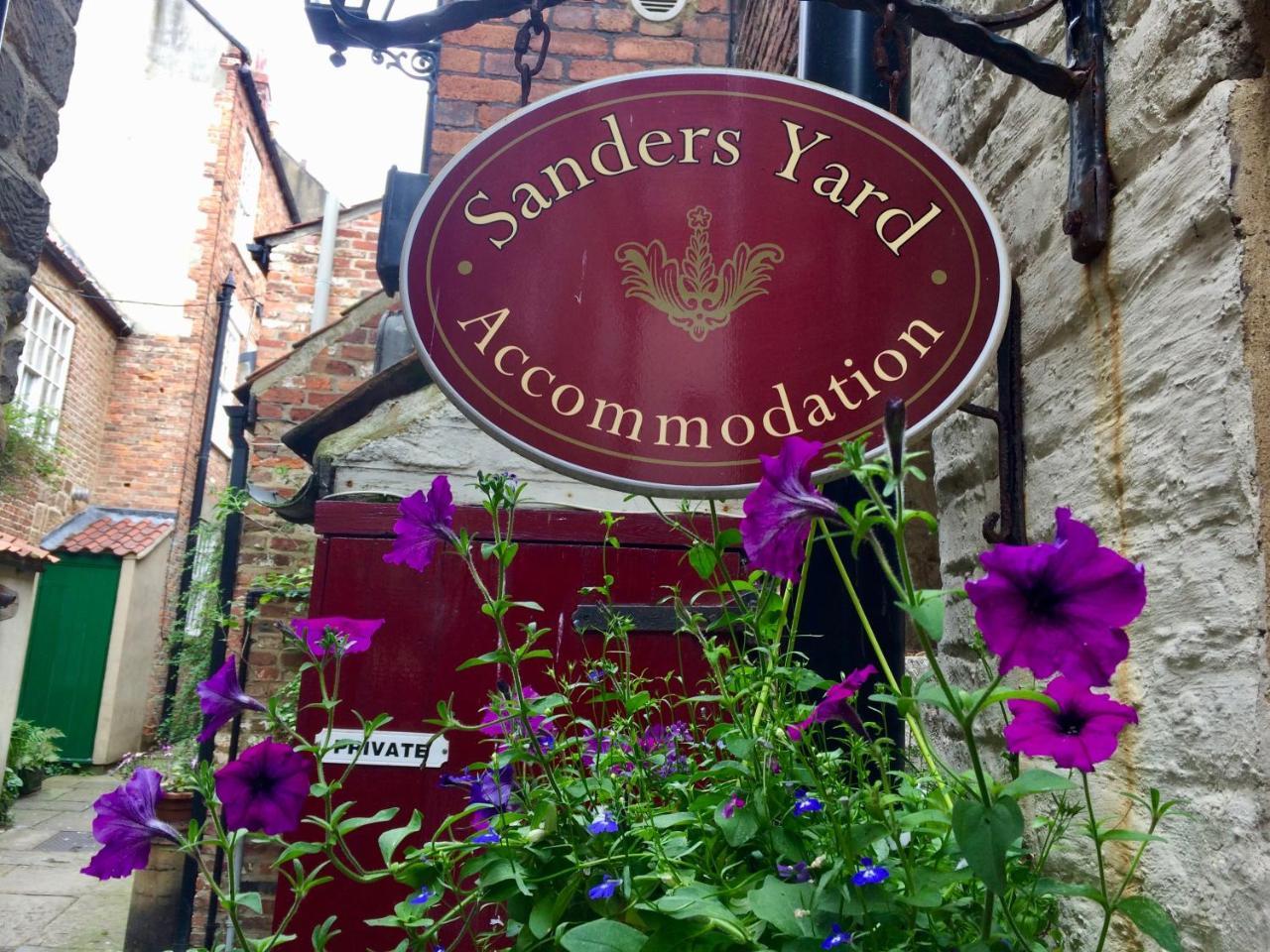 Sanders Yard Whitby Exteriör bild